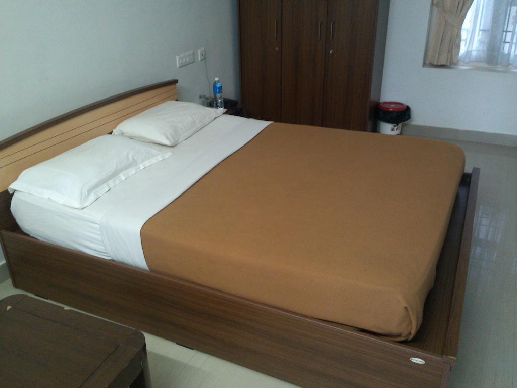 קובאלאם View Heights Resort חדר תמונה