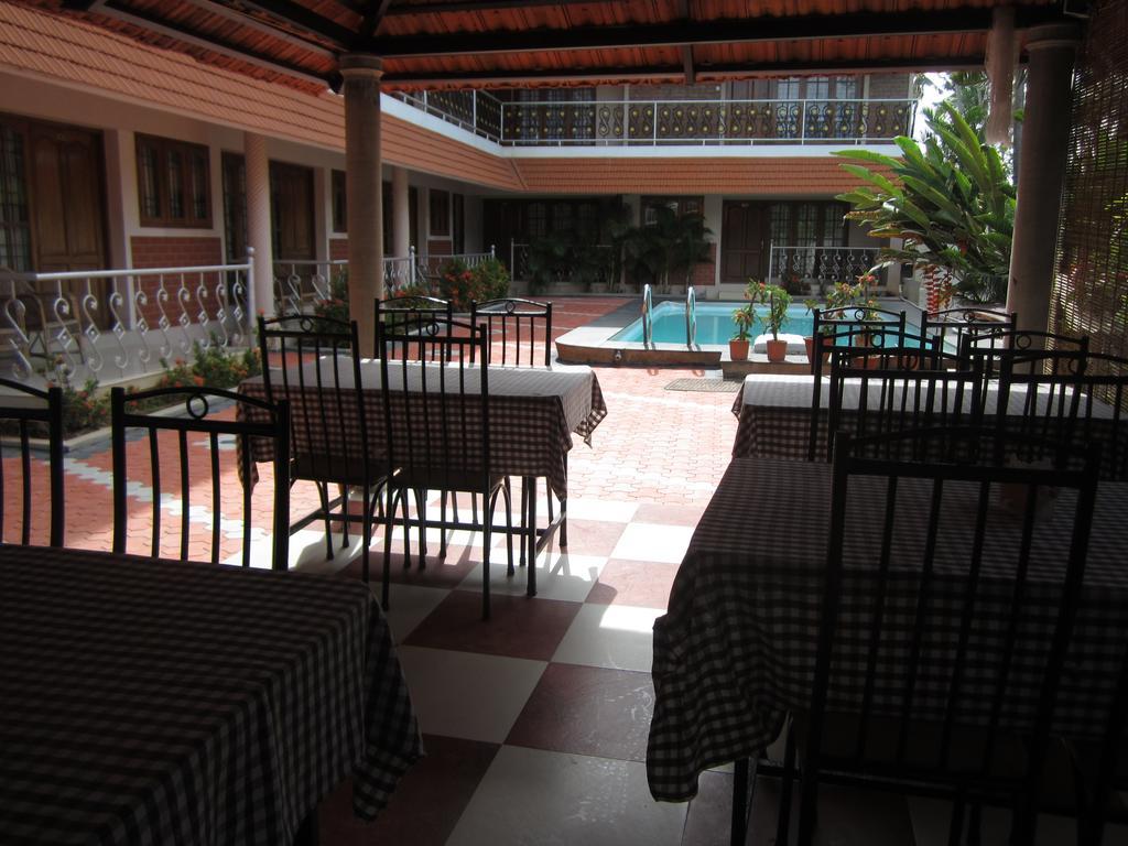 קובאלאם View Heights Resort מראה חיצוני תמונה