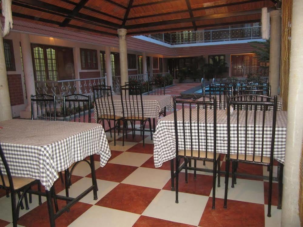 קובאלאם View Heights Resort מראה חיצוני תמונה